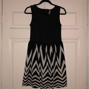 Xhilaration Junior Dress **BUNDLE SAVINGS**